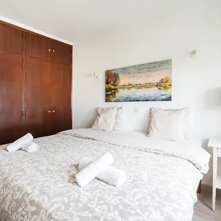 Daire Magnifique 1 Bed Flat With Pool, Large Balcony And Parking *